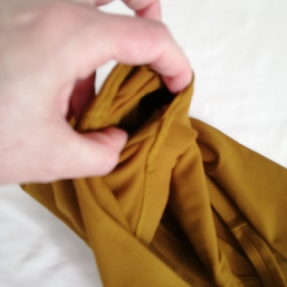 Lululemon Align Tank Mustard Yellow Gold Brown Plus Size 14 - Picture 9 of 11